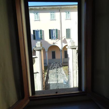 Verbania Centro Storico 2 Camere Buitenkant foto