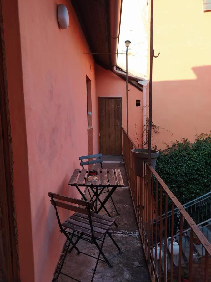 Verbania Centro Storico 2 Camere Buitenkant foto