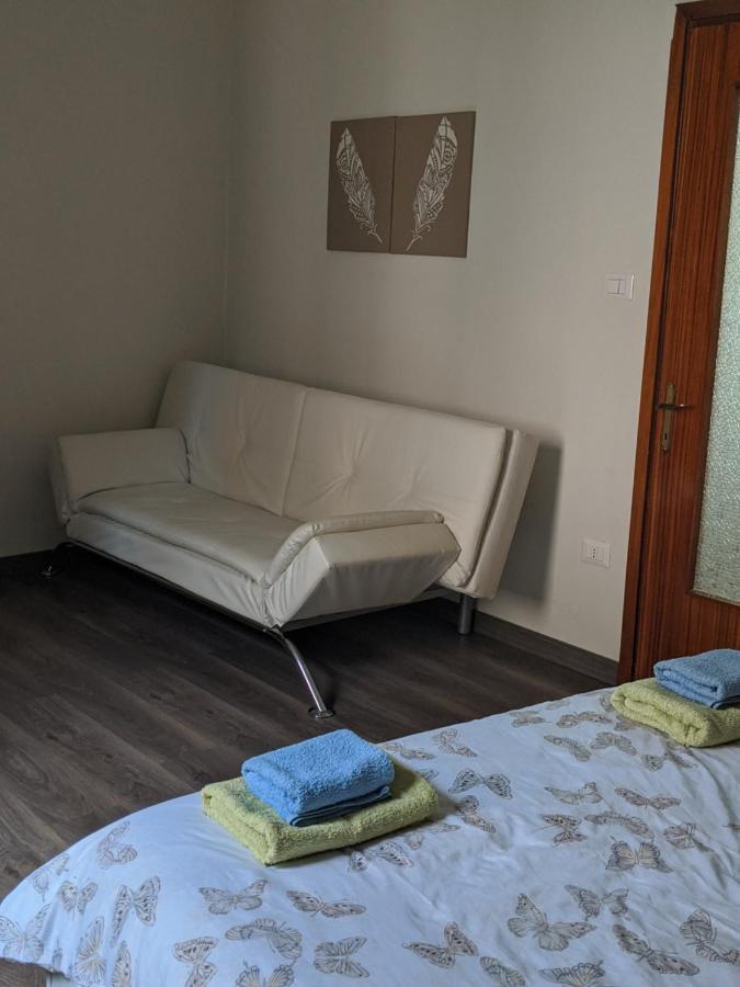 Verbania Centro Storico 2 Camere Buitenkant foto
